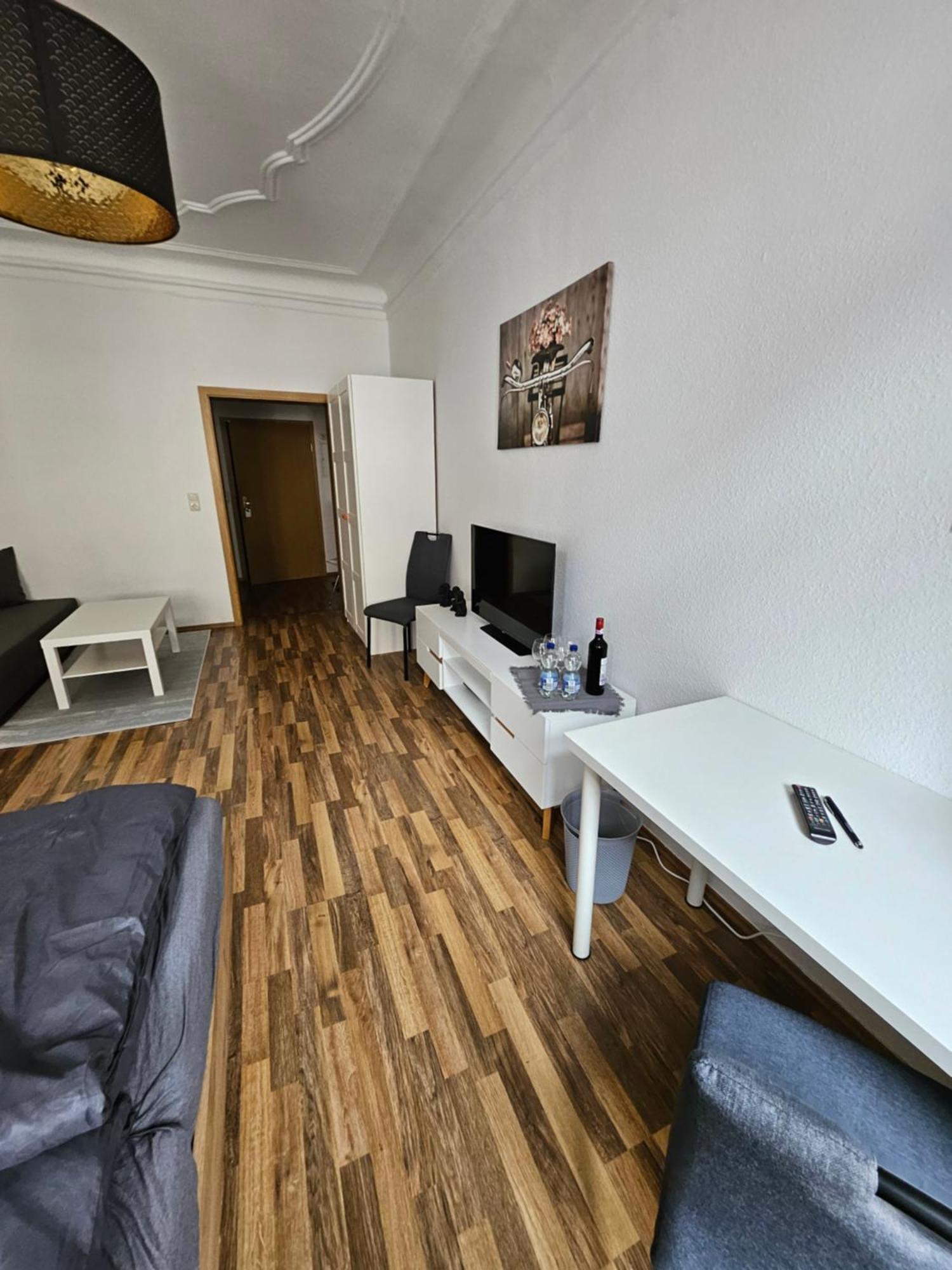 Ferienwohnung Apartment In Zittauer Stadtzentrum Innenstadt Innenring Top Lage - Wohnen Auf Zeit In Zittau - 1 Raum Wohnung Luaran gambar