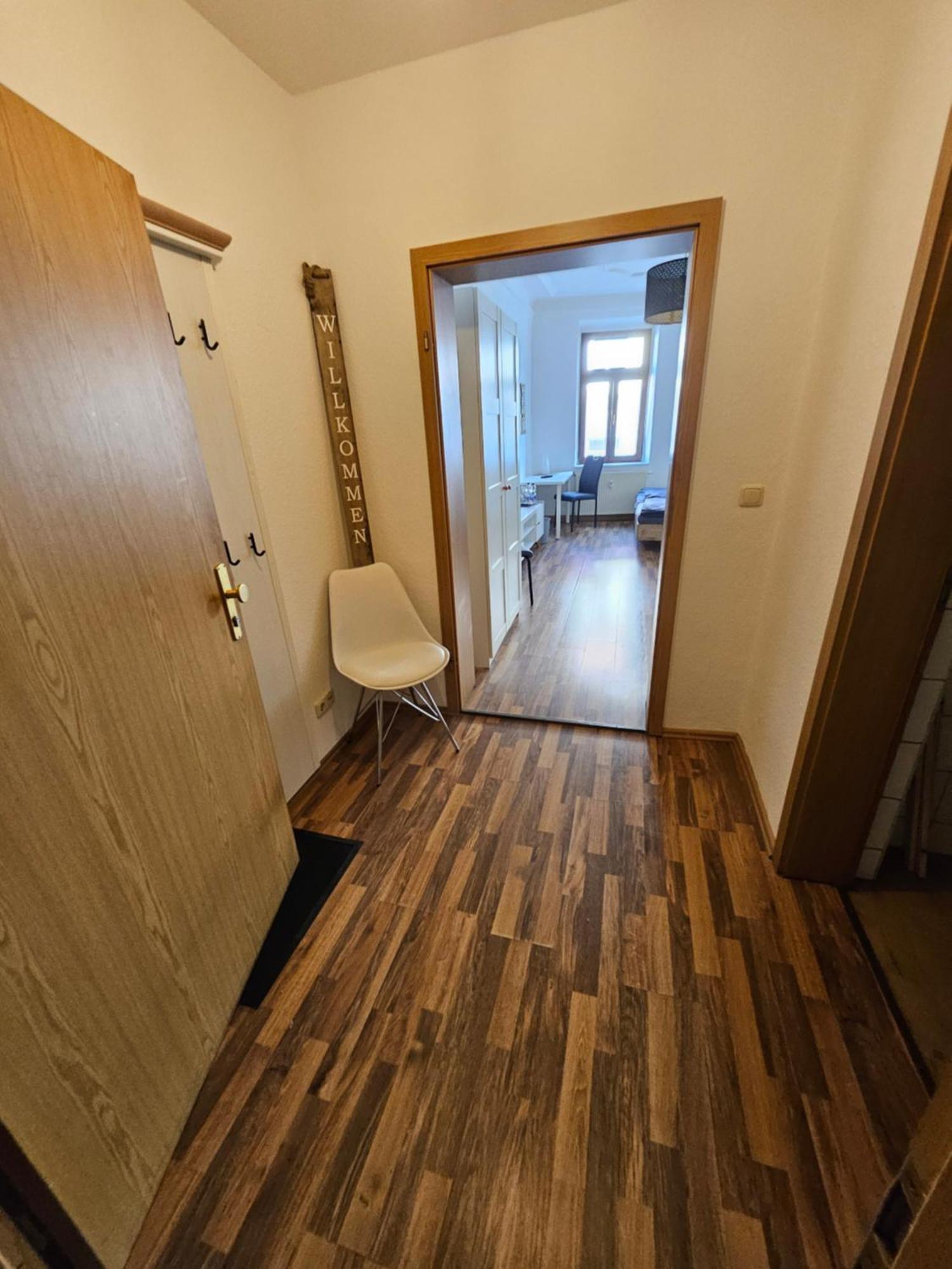 Ferienwohnung Apartment In Zittauer Stadtzentrum Innenstadt Innenring Top Lage - Wohnen Auf Zeit In Zittau - 1 Raum Wohnung Luaran gambar