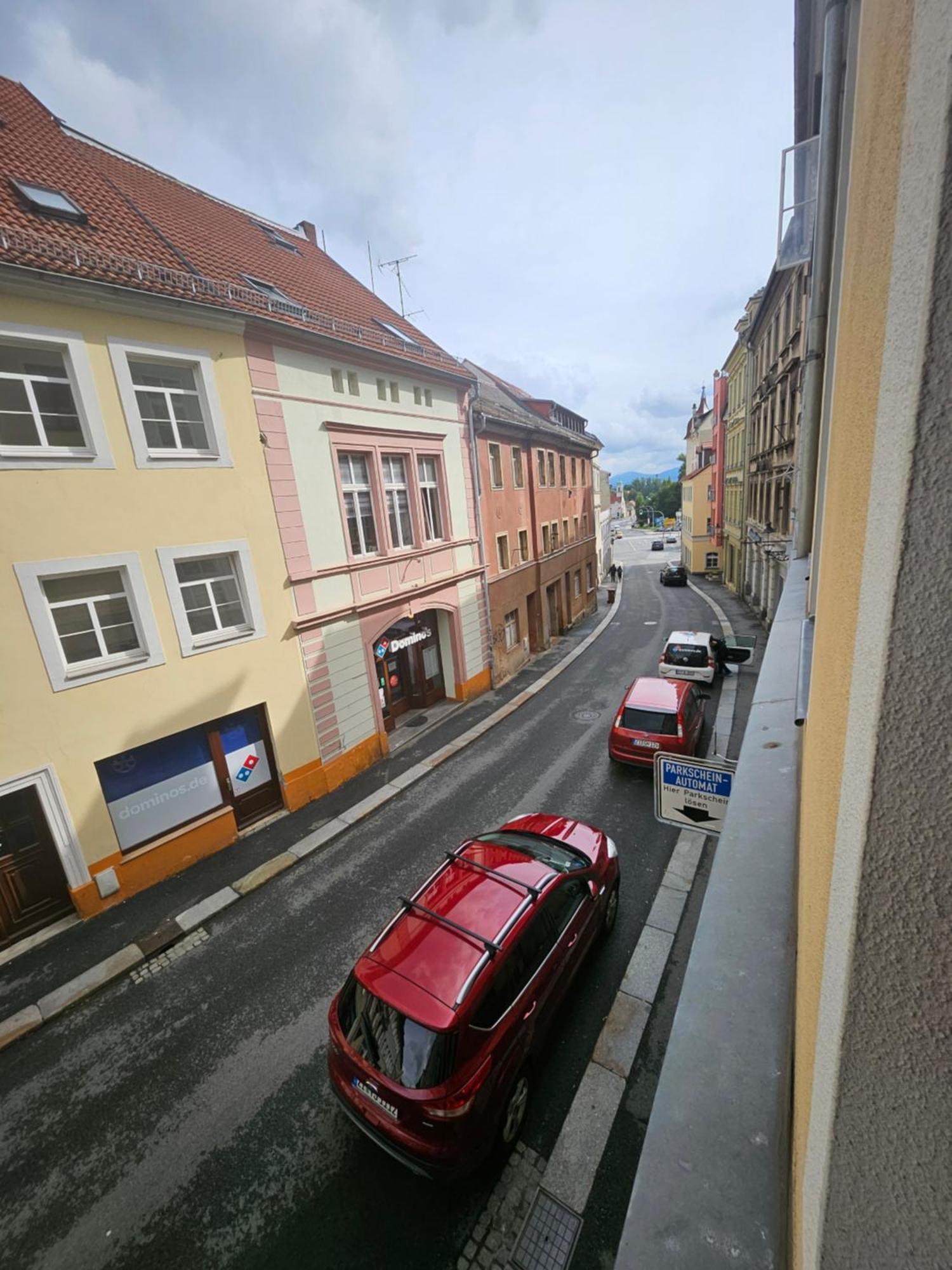 Ferienwohnung Apartment In Zittauer Stadtzentrum Innenstadt Innenring Top Lage - Wohnen Auf Zeit In Zittau - 1 Raum Wohnung Luaran gambar